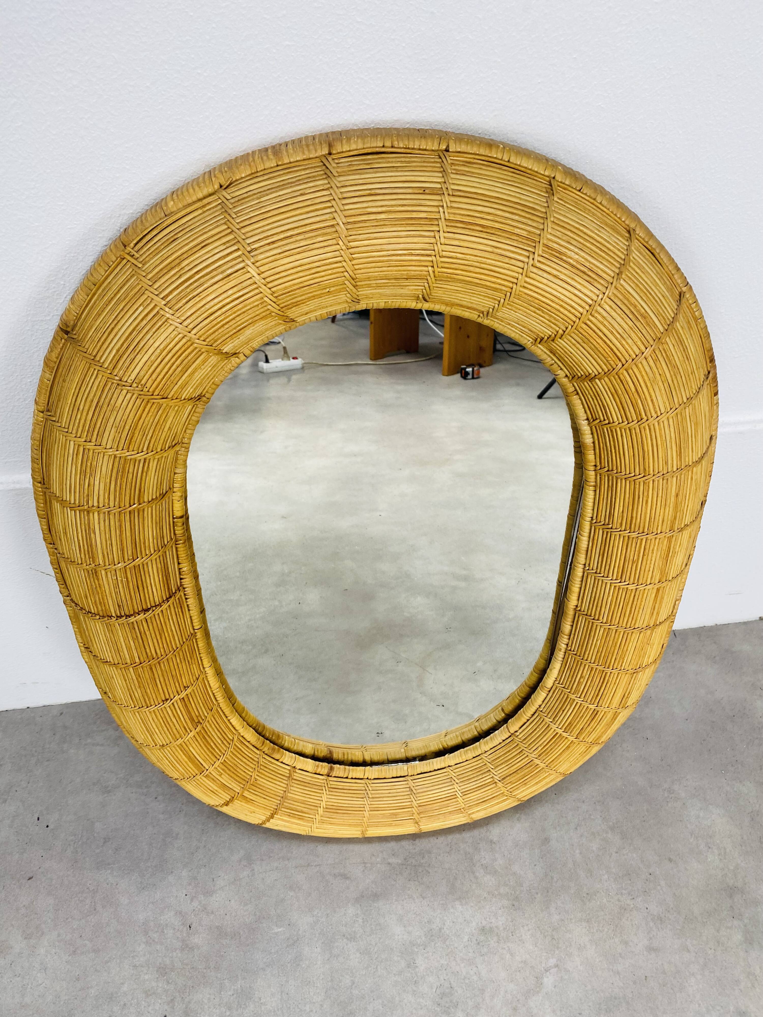 Oval rattan mirror 60s vintage 75 x 55 cm