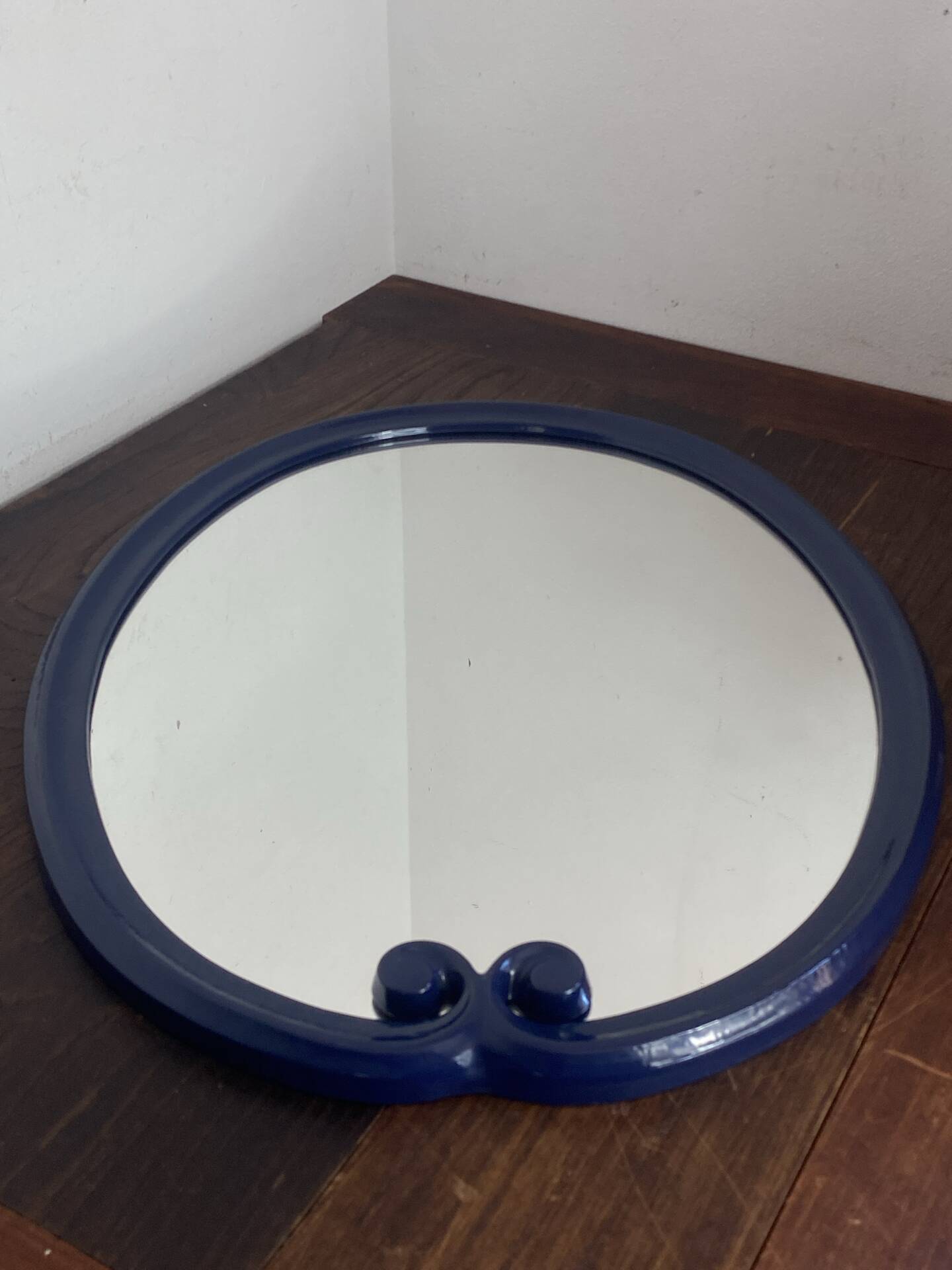 Miroir en fonte bleu nuit 