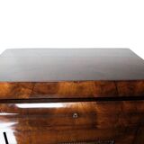 Mahogany standing pedestal table from the 1840s