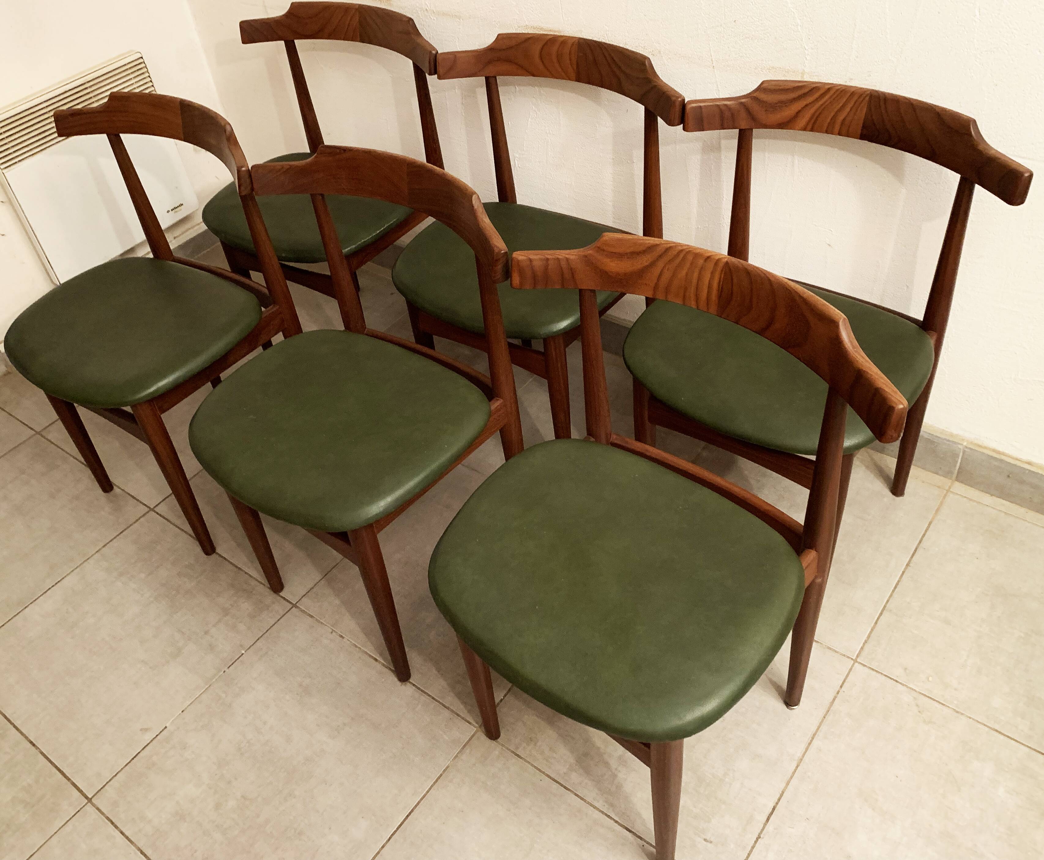 Ensemble de 6 chaises danoises de Hans Olsen pour le fabricant Frem Røjle