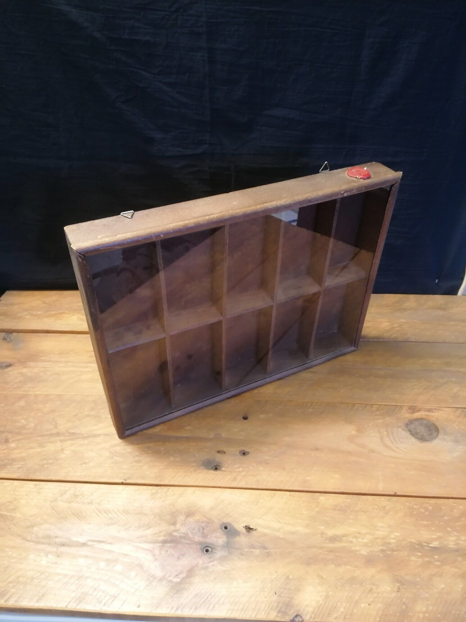 Wooden and glass wall window - 10 lockers - 80s