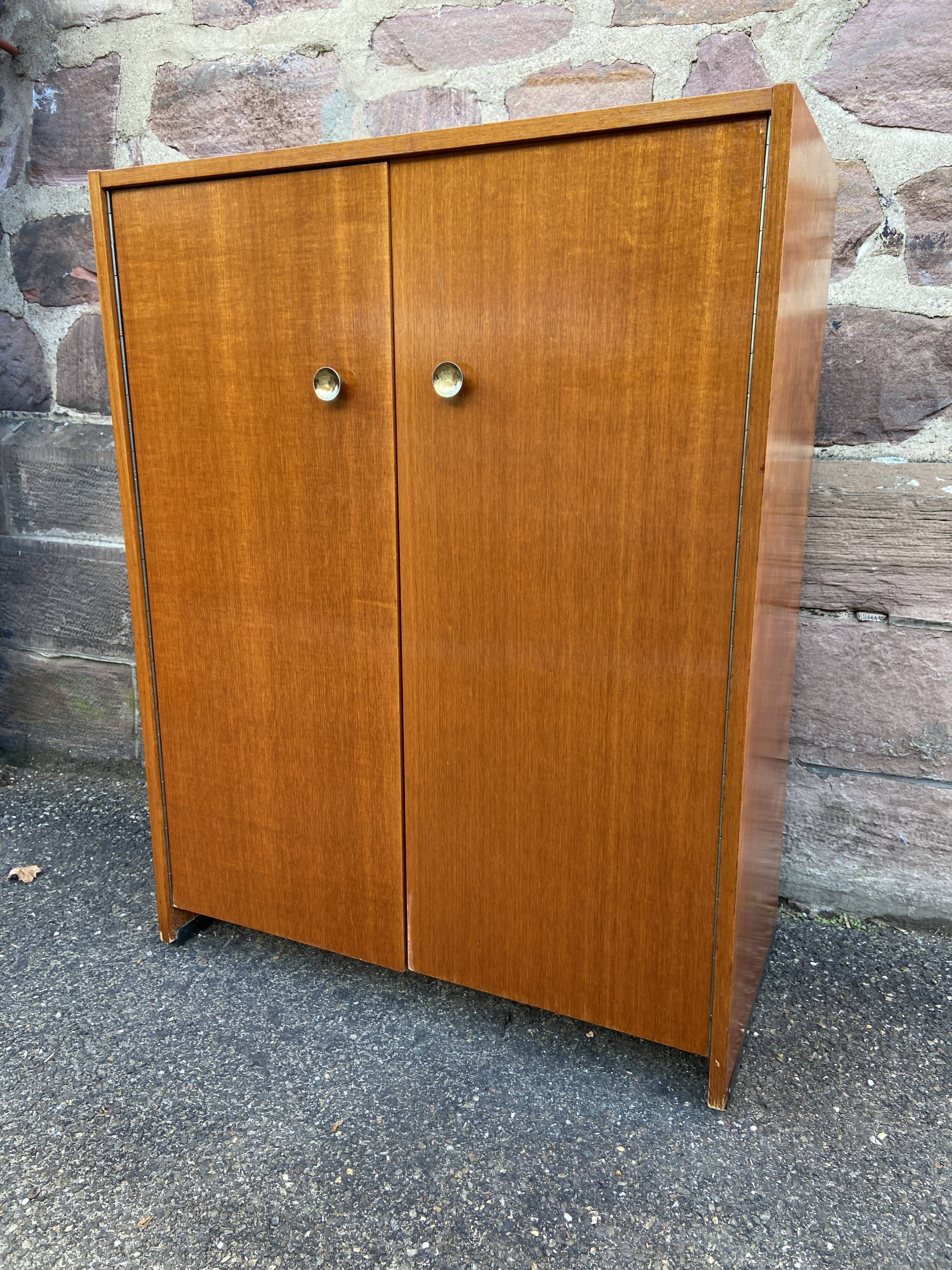 Small vintage entrance furniture 1970