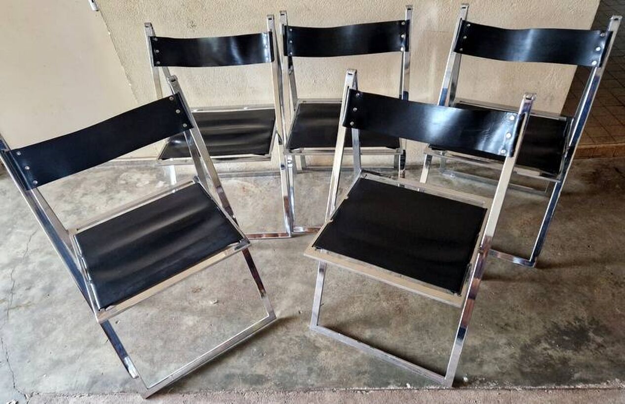 Fontoni and Geraci - Series of 5 folding chairs in chrome Fontoni and Geraci - Series of 5 folding chairs in chrome