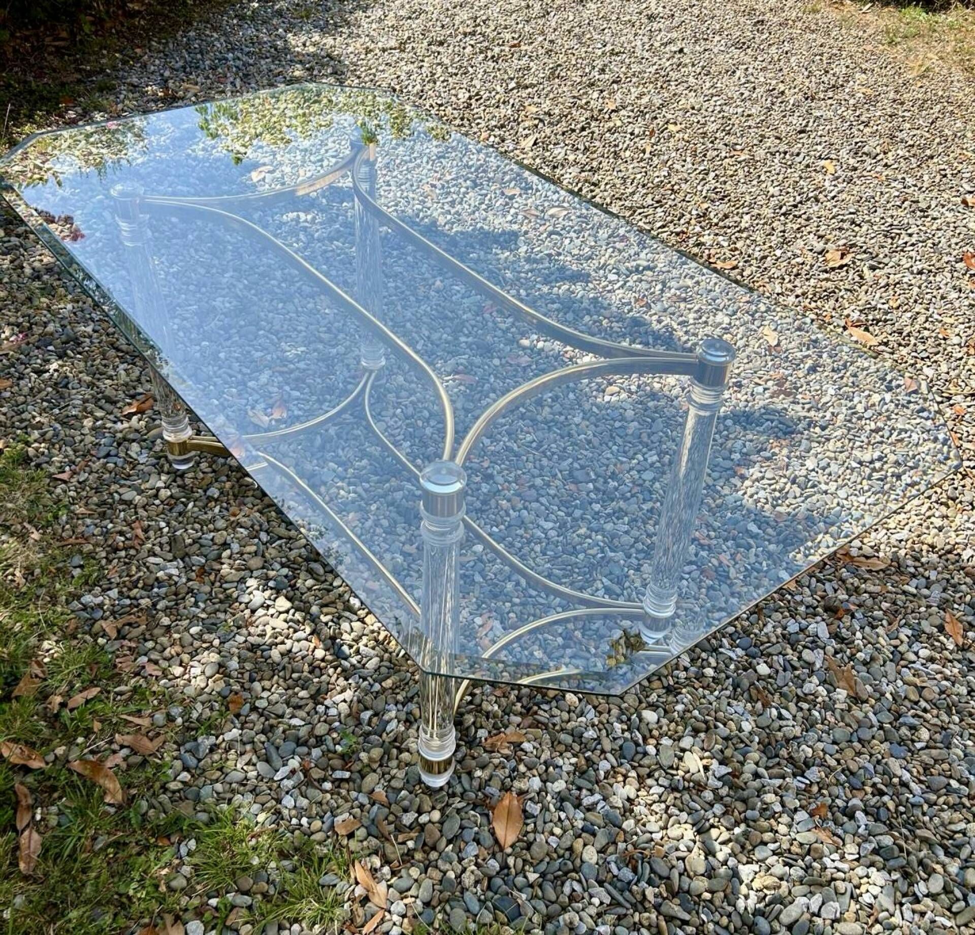 Table attribuée à Maison Roméo