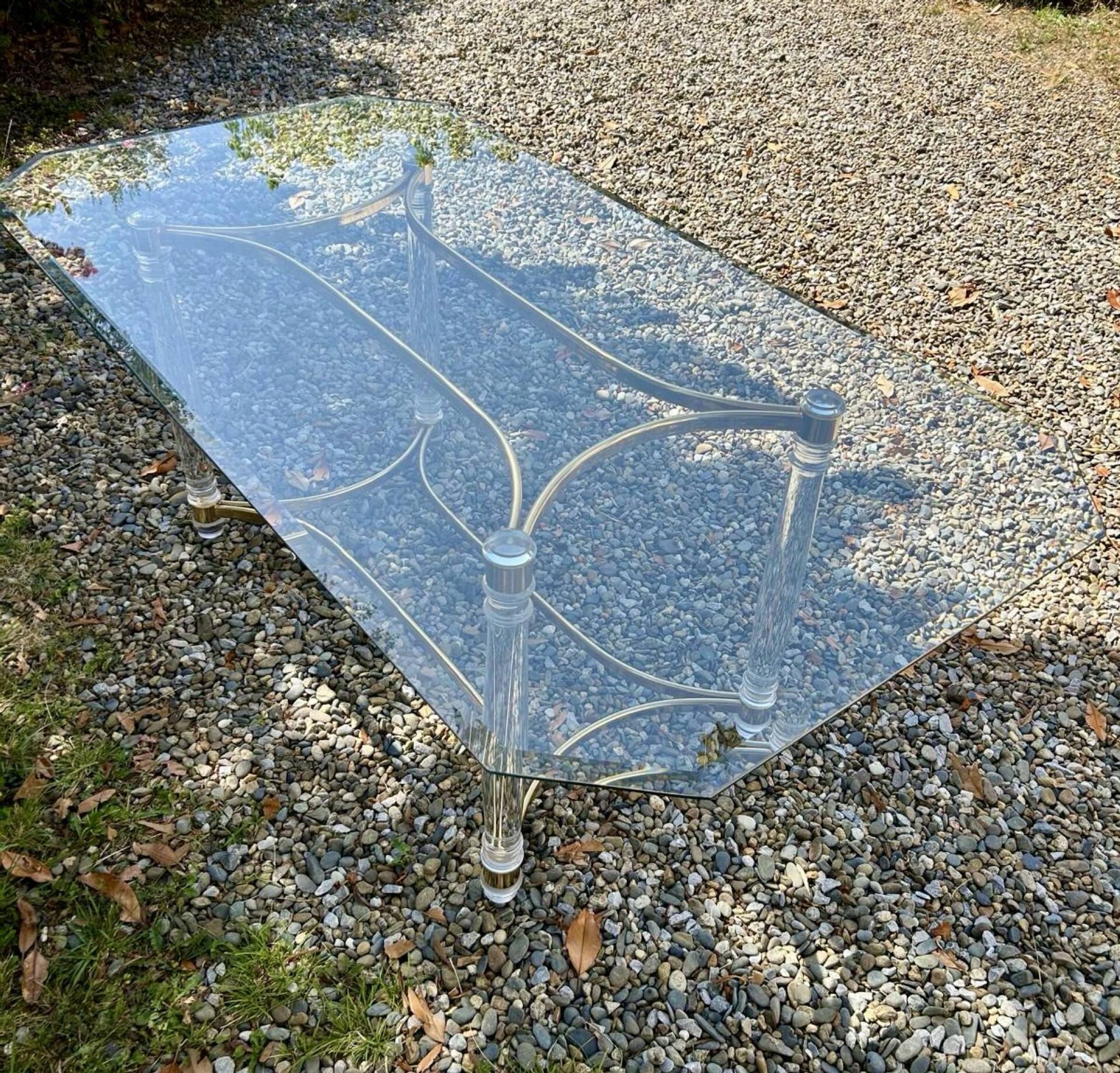 Table attribuée à Maison Roméo