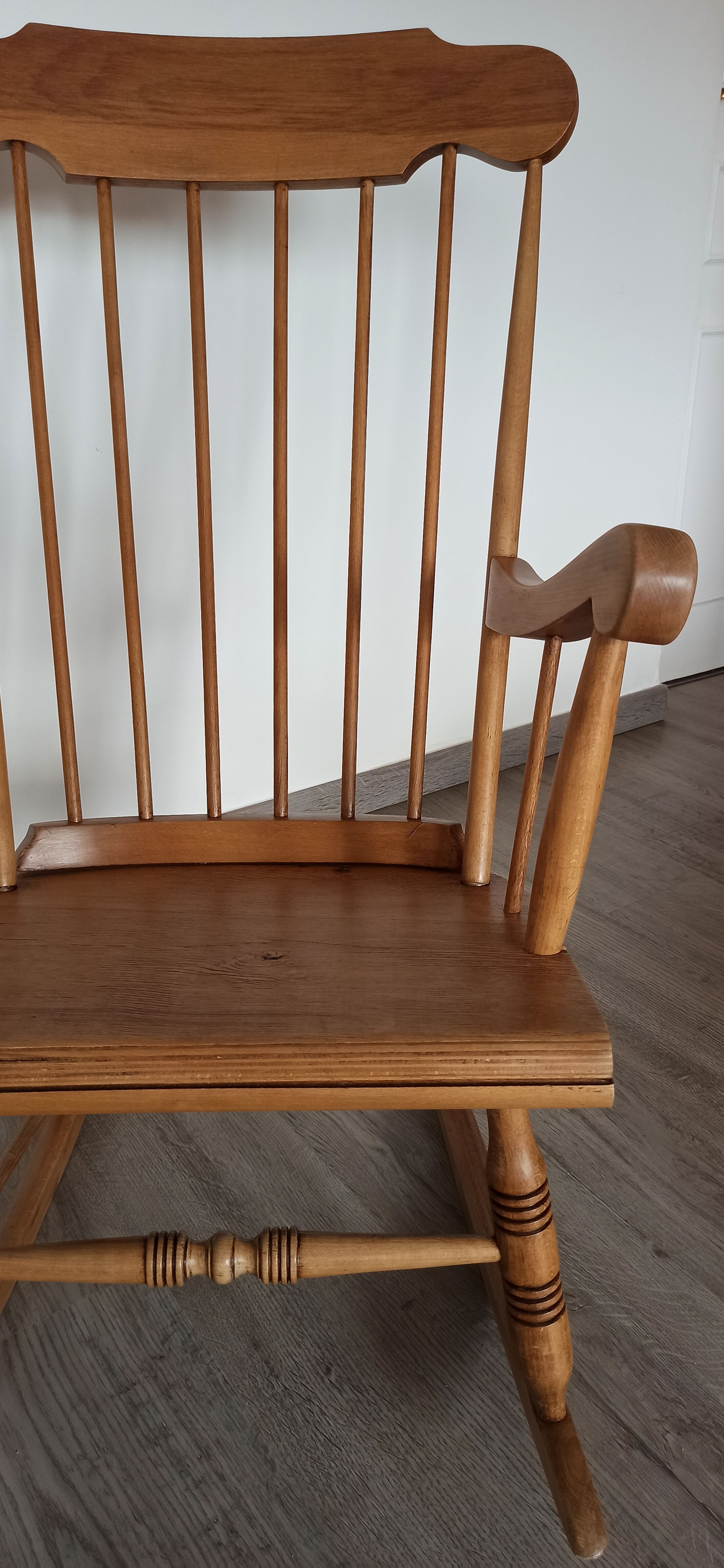 Vintage rocking chair