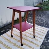 Side table on wheels