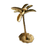 Empty pocket metal palm