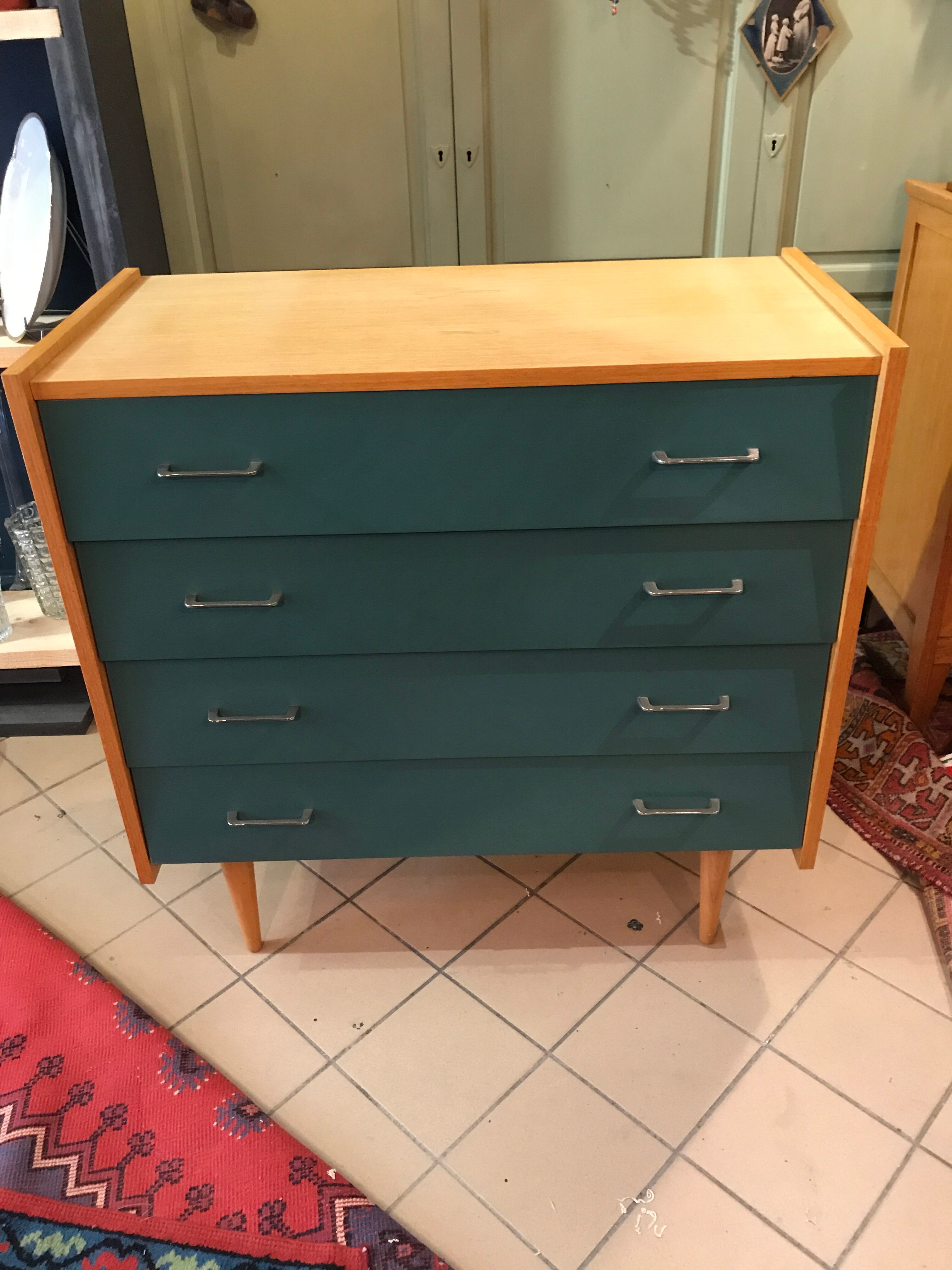 Vintage dresser