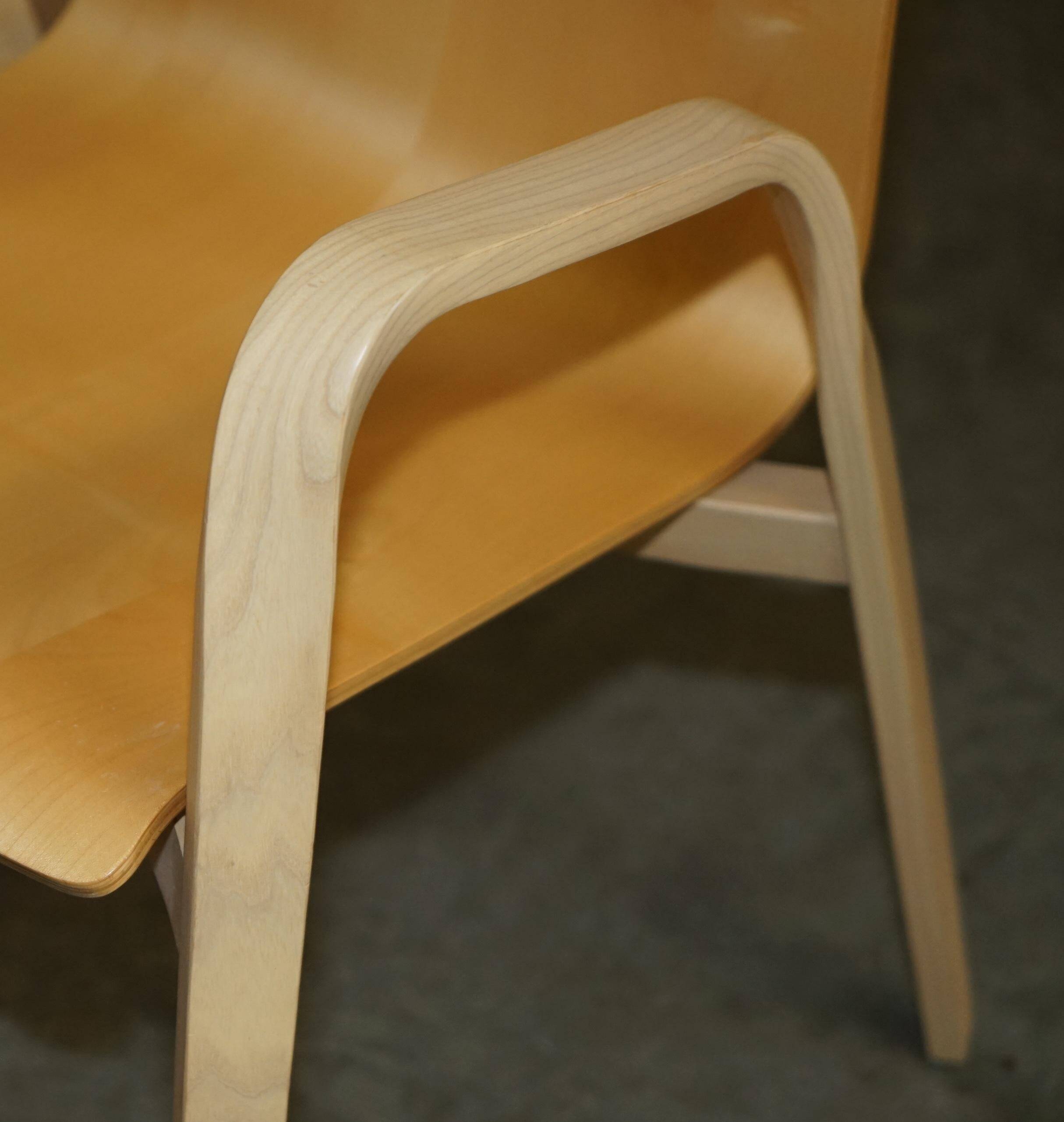 Cirene 03 office chair designed by Vico Magistretti for De Padova