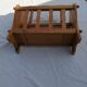 Porte revue en bois