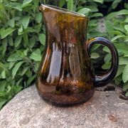 Pichet en verre ambré 60's