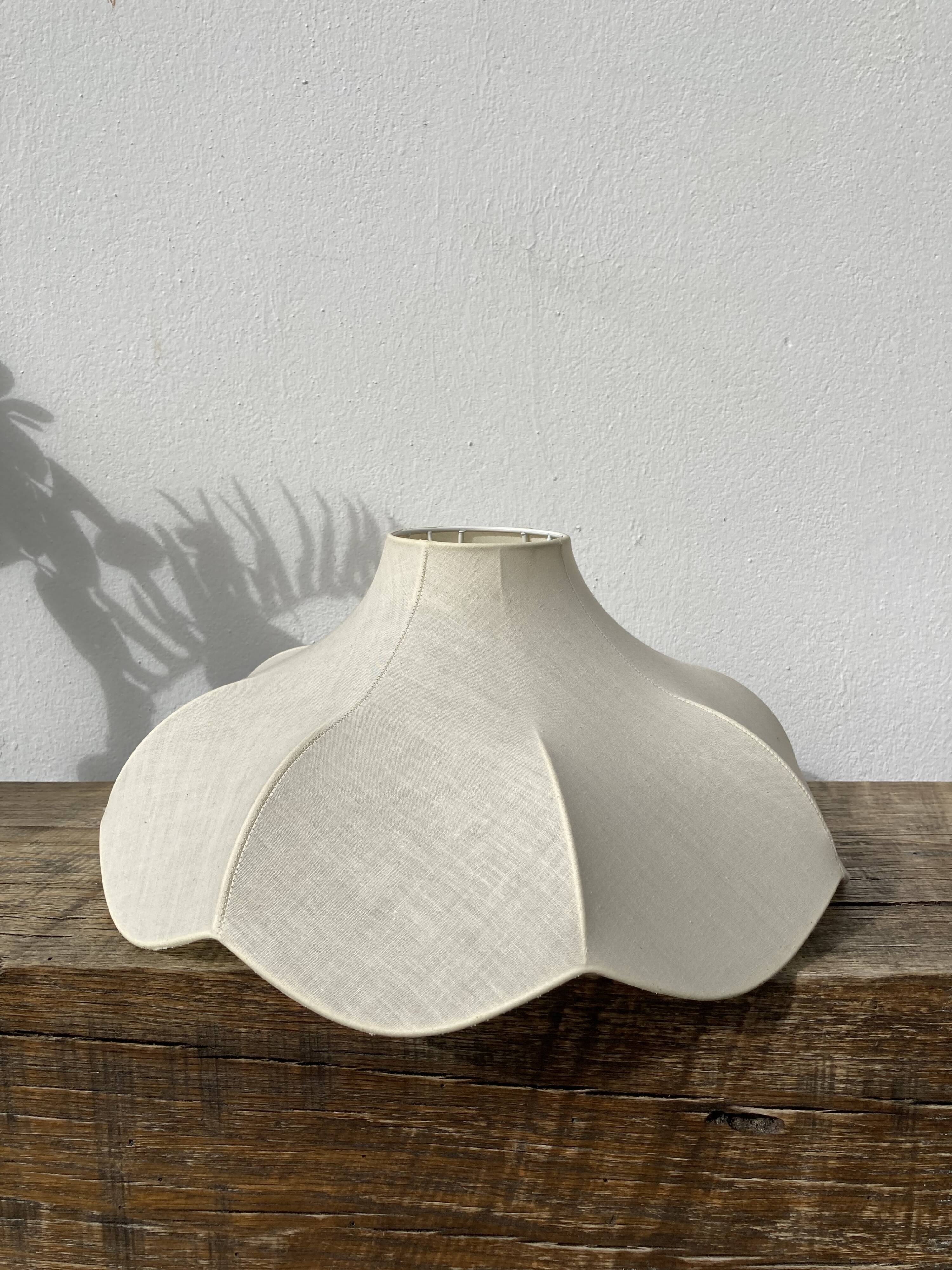 Suspension or lampshade in floral shaped fabrics Goldkant cocoon style