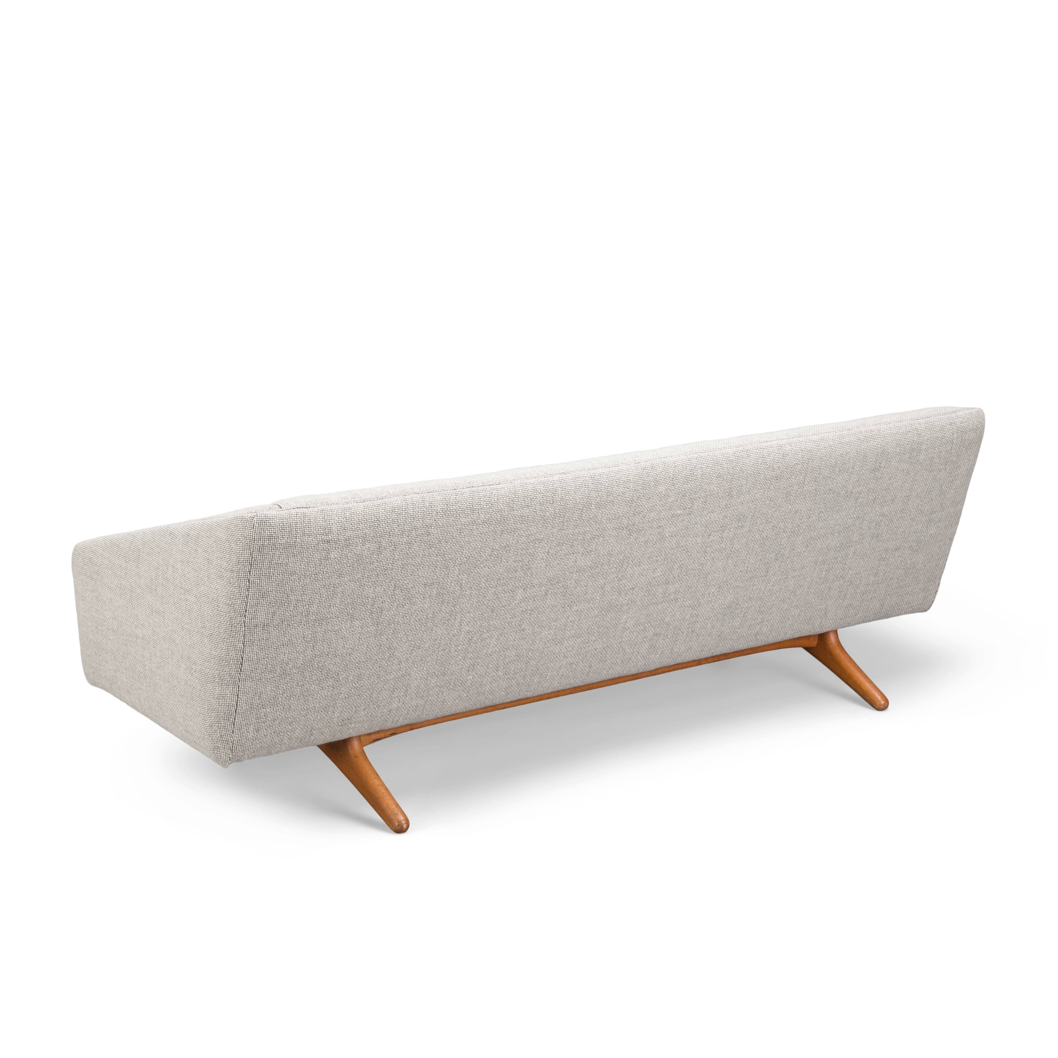 Danish midcentury modern ML-90 reupholstered sofa by Illum Wikkelsø for Michael Laursen, 1960s