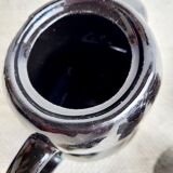 Teapot and cups