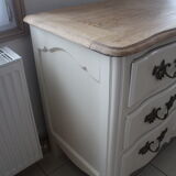 Chest of drawers crossbow