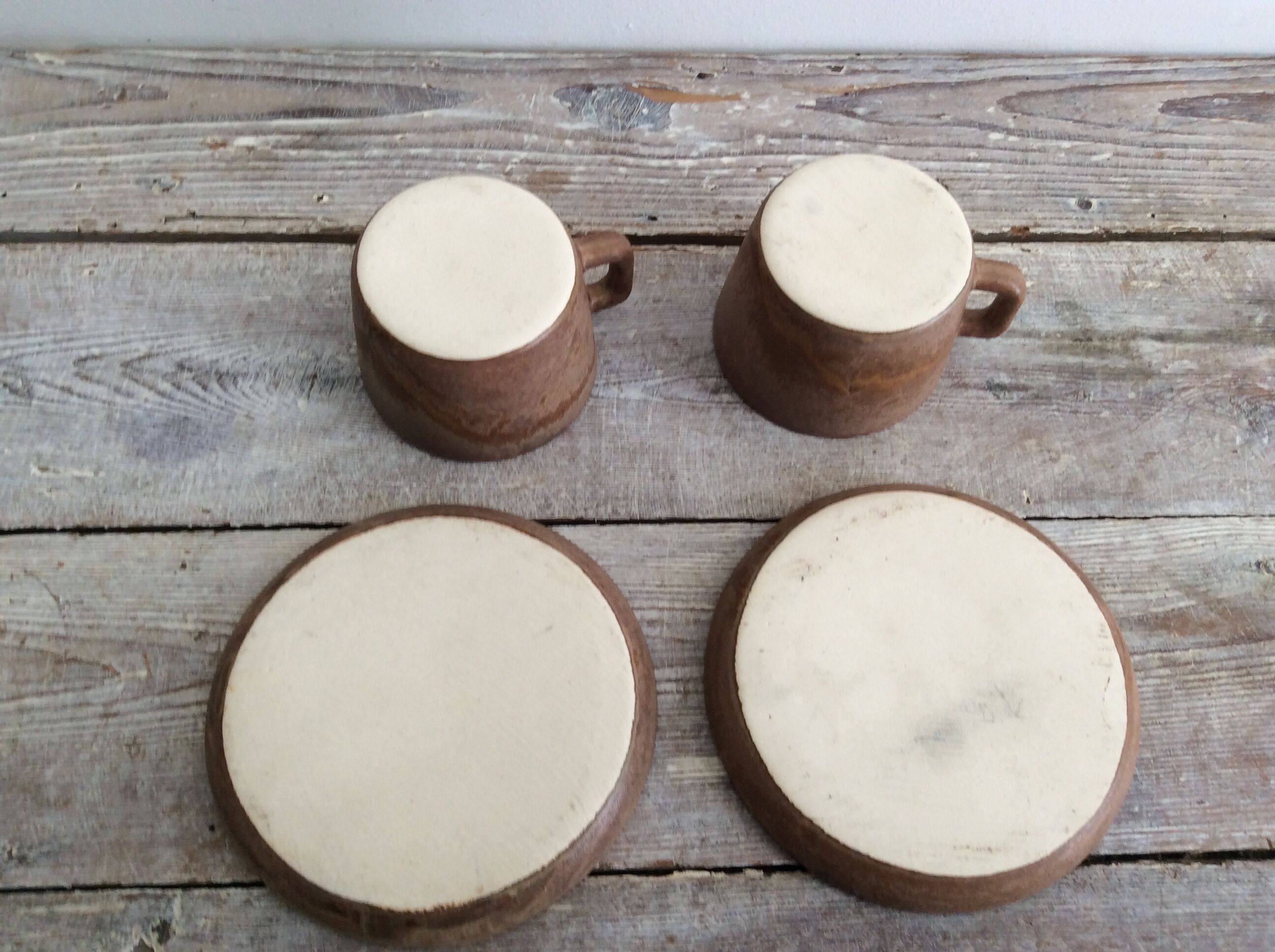 Set of 2 sandstone coffee cups