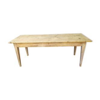 Farm table