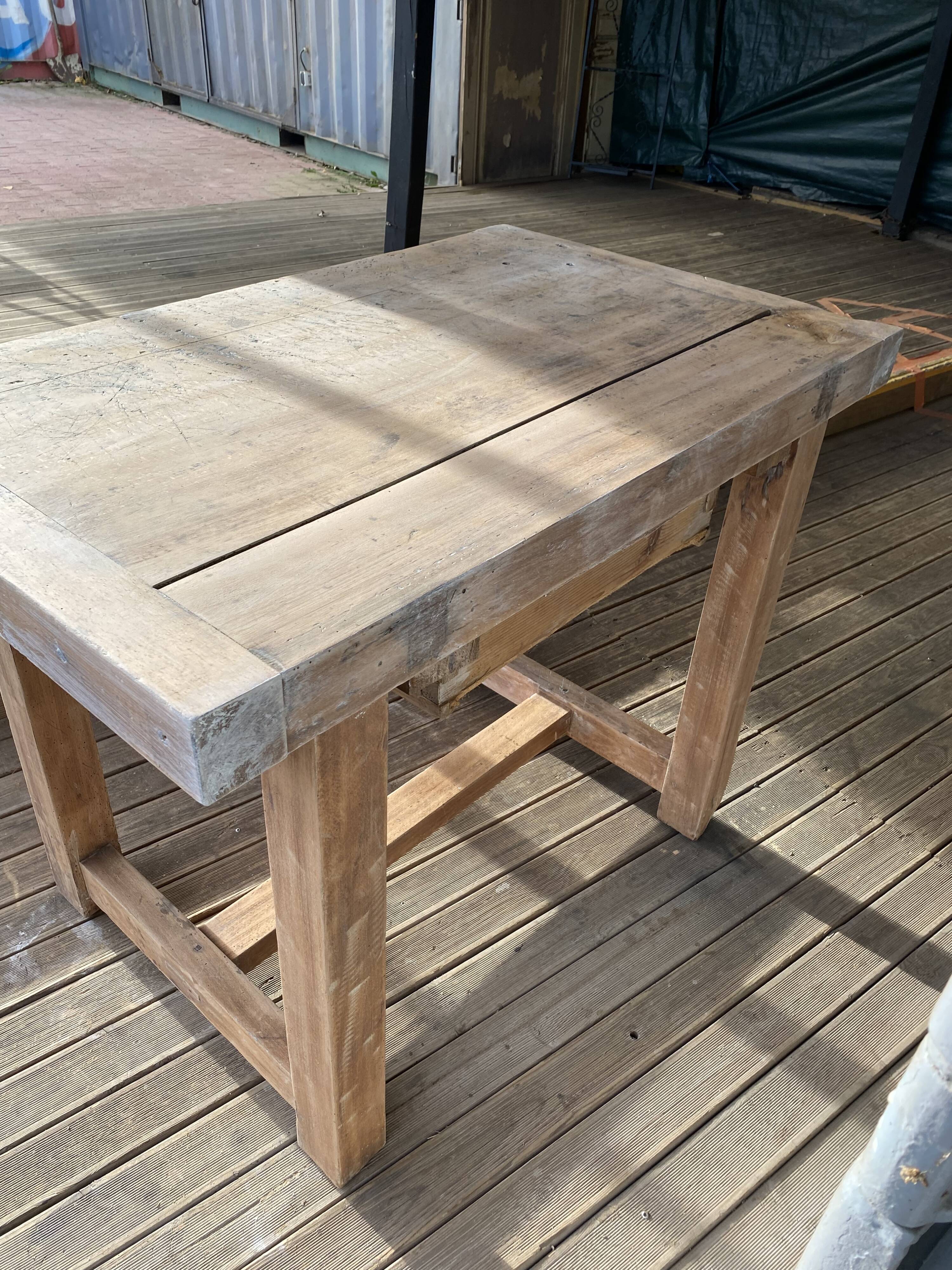 Petite table fermette