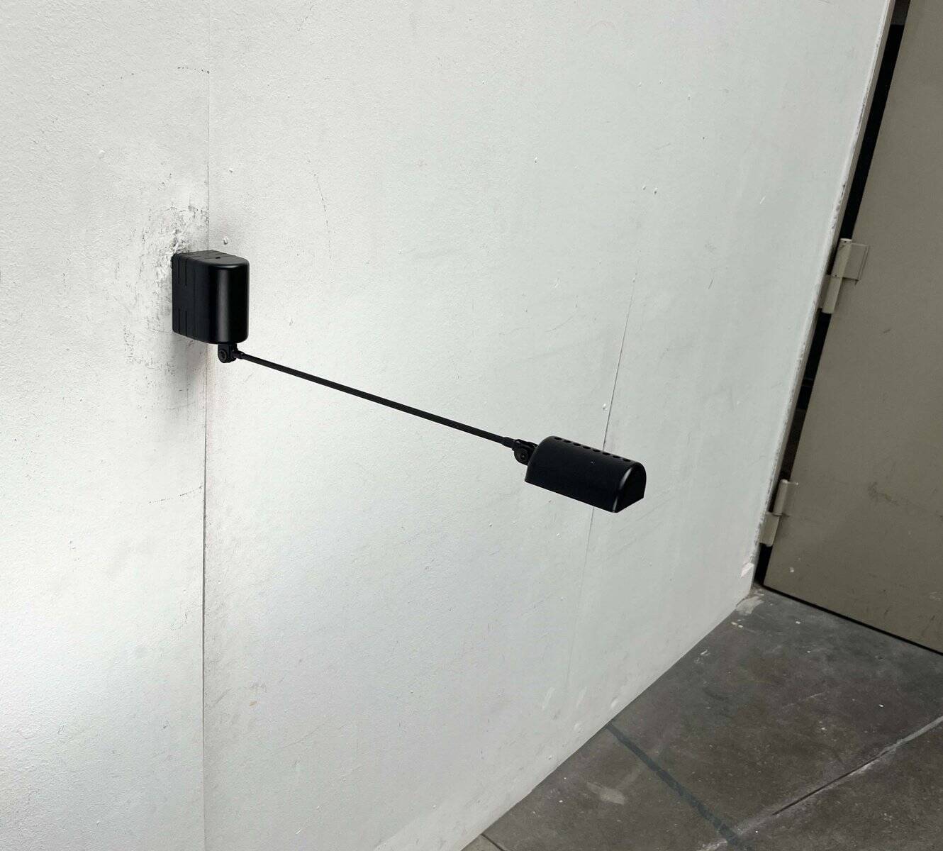 Classic Vintage Italian wall lamp Daphinette by Tommaso Cimini for Lumina, 1980s.