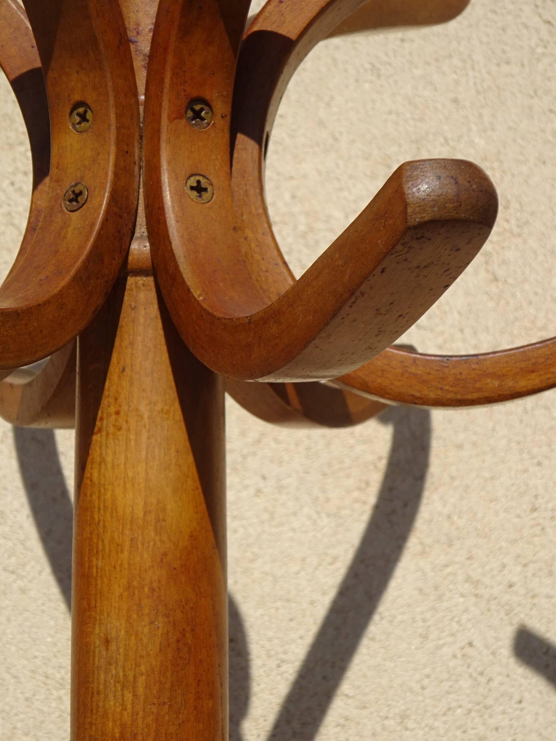 vintage parrot coat rack in bent wood