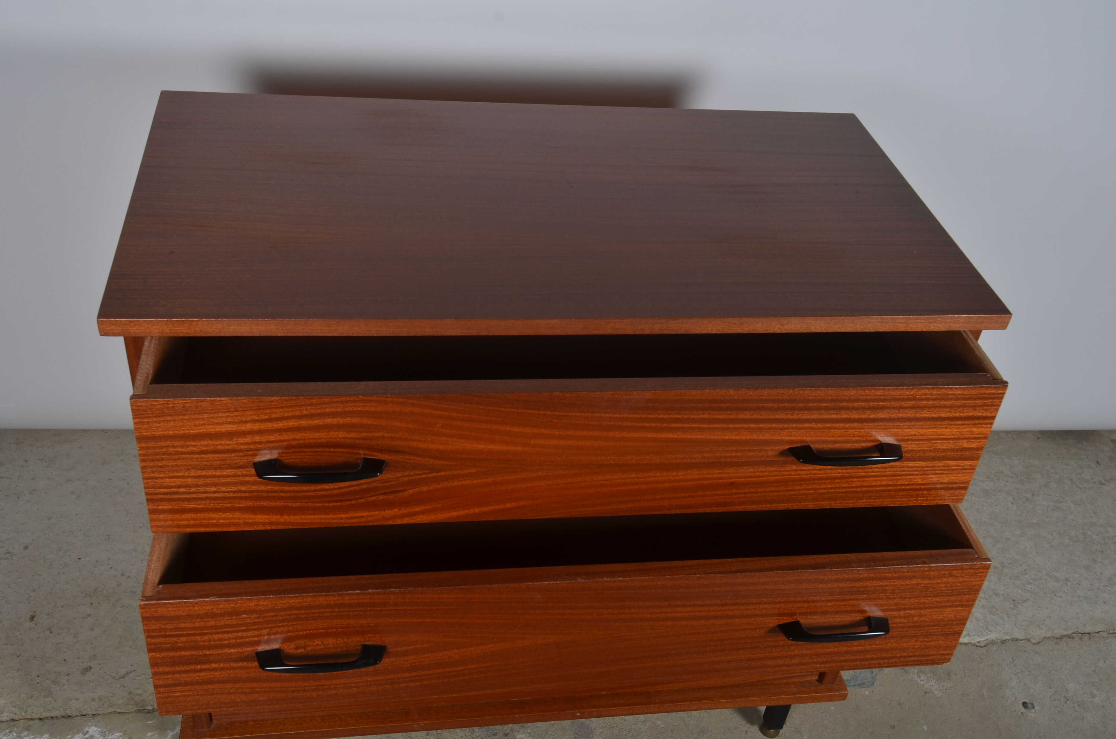 Teak chest of drawers and metal feet