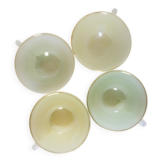 4 vintage harlequin cups in Arcopal 210183