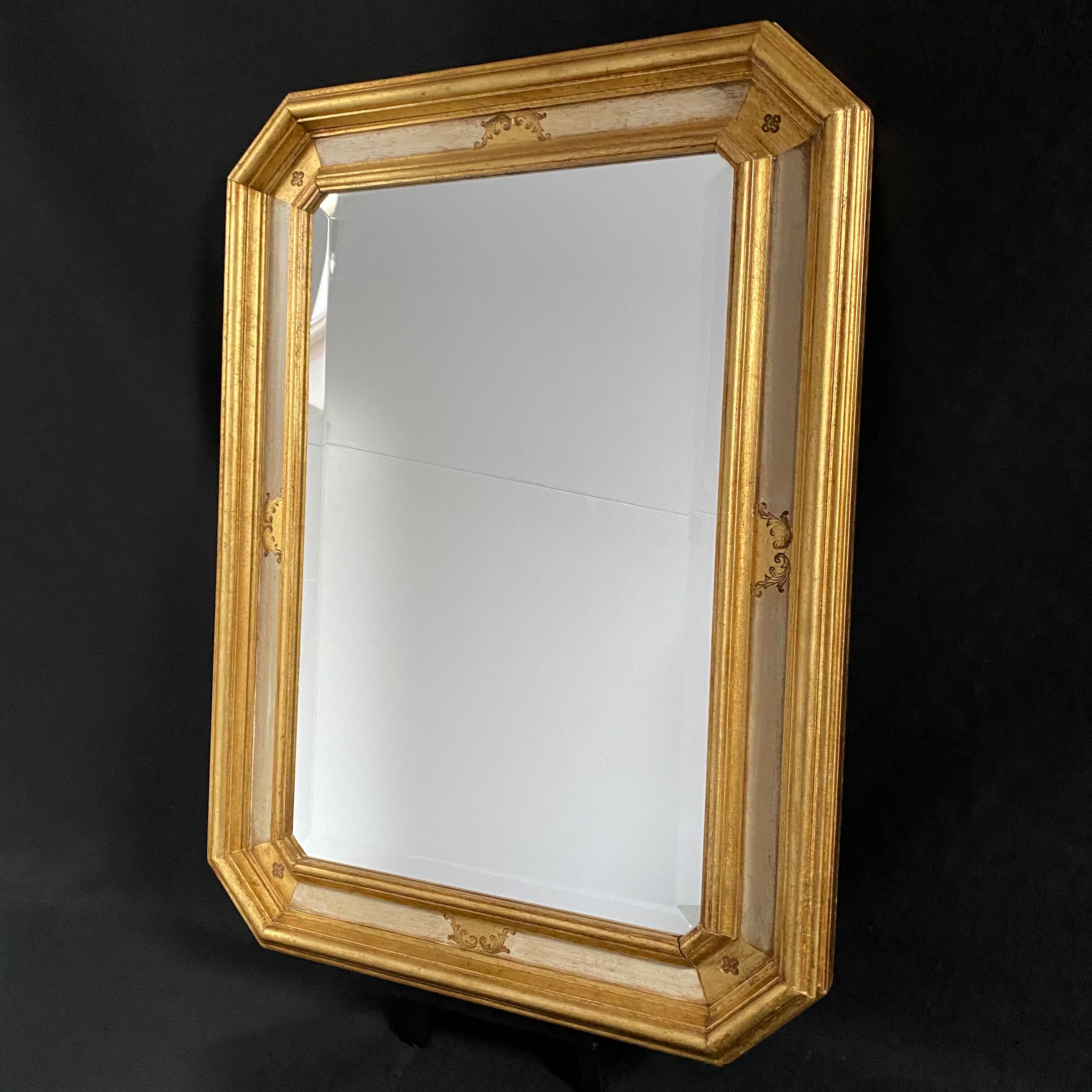 Bevelled mirror gilded wood 76x57cm