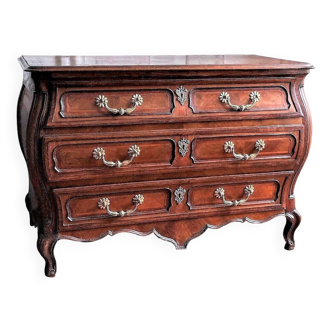 18th century Bordeaux chest of drawers