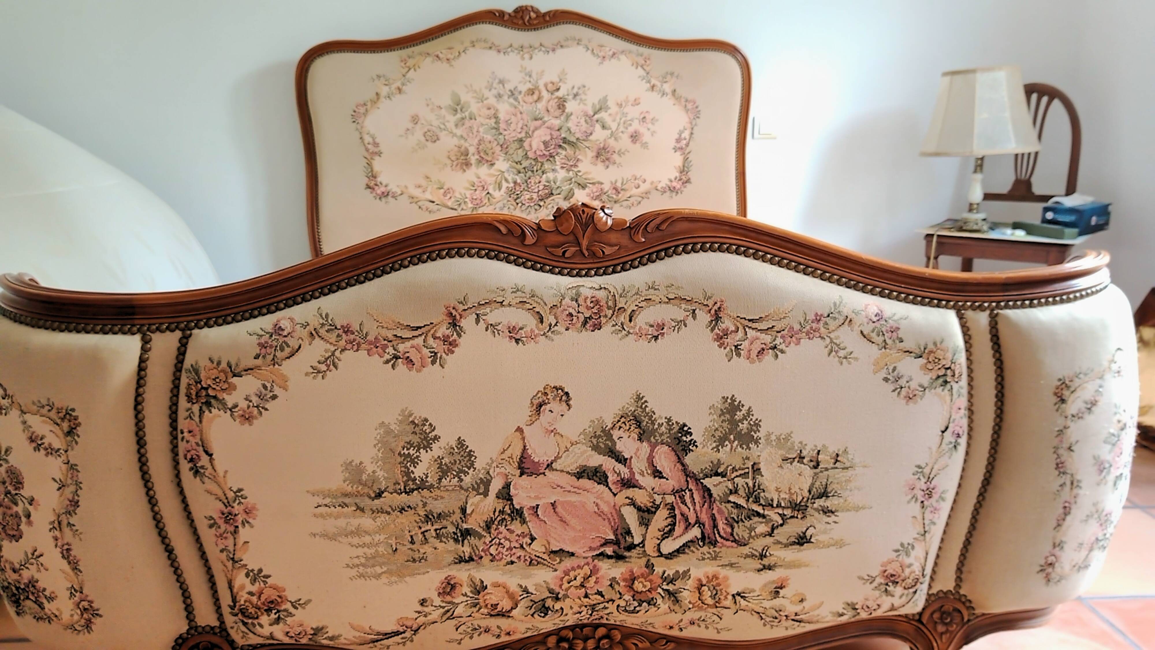 Lit corbeille style Louis XV