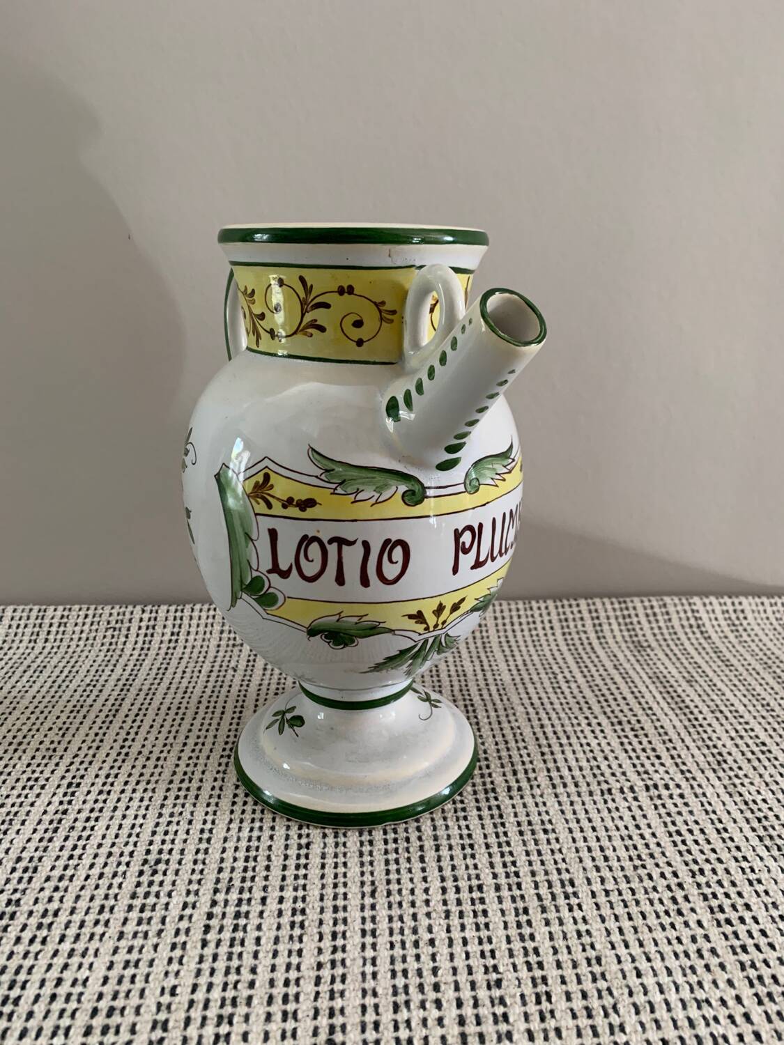 Apothecary jar