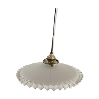 Suspension plateau en opaline blanche