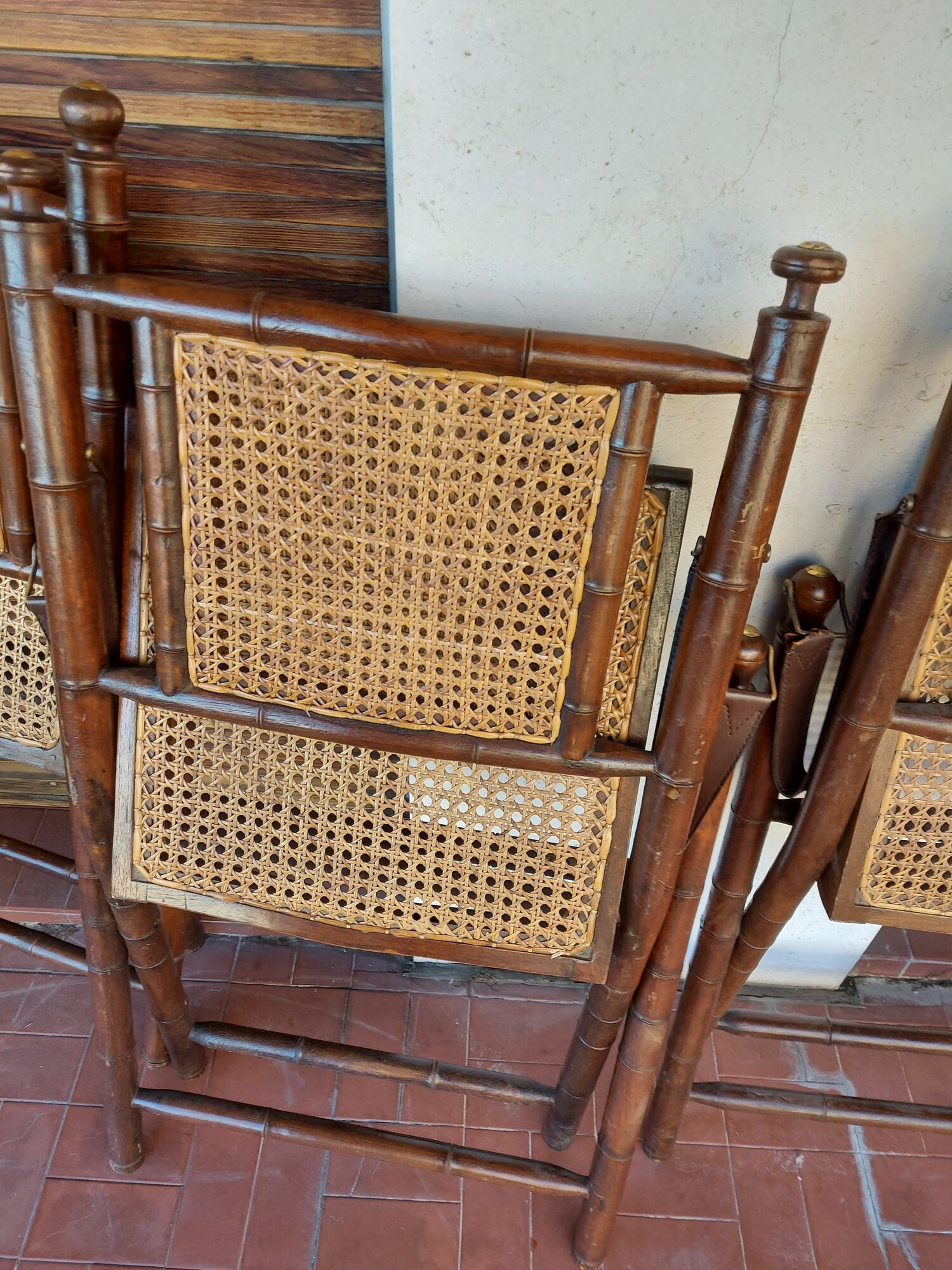 Set of 4 folding chairs old colonial style