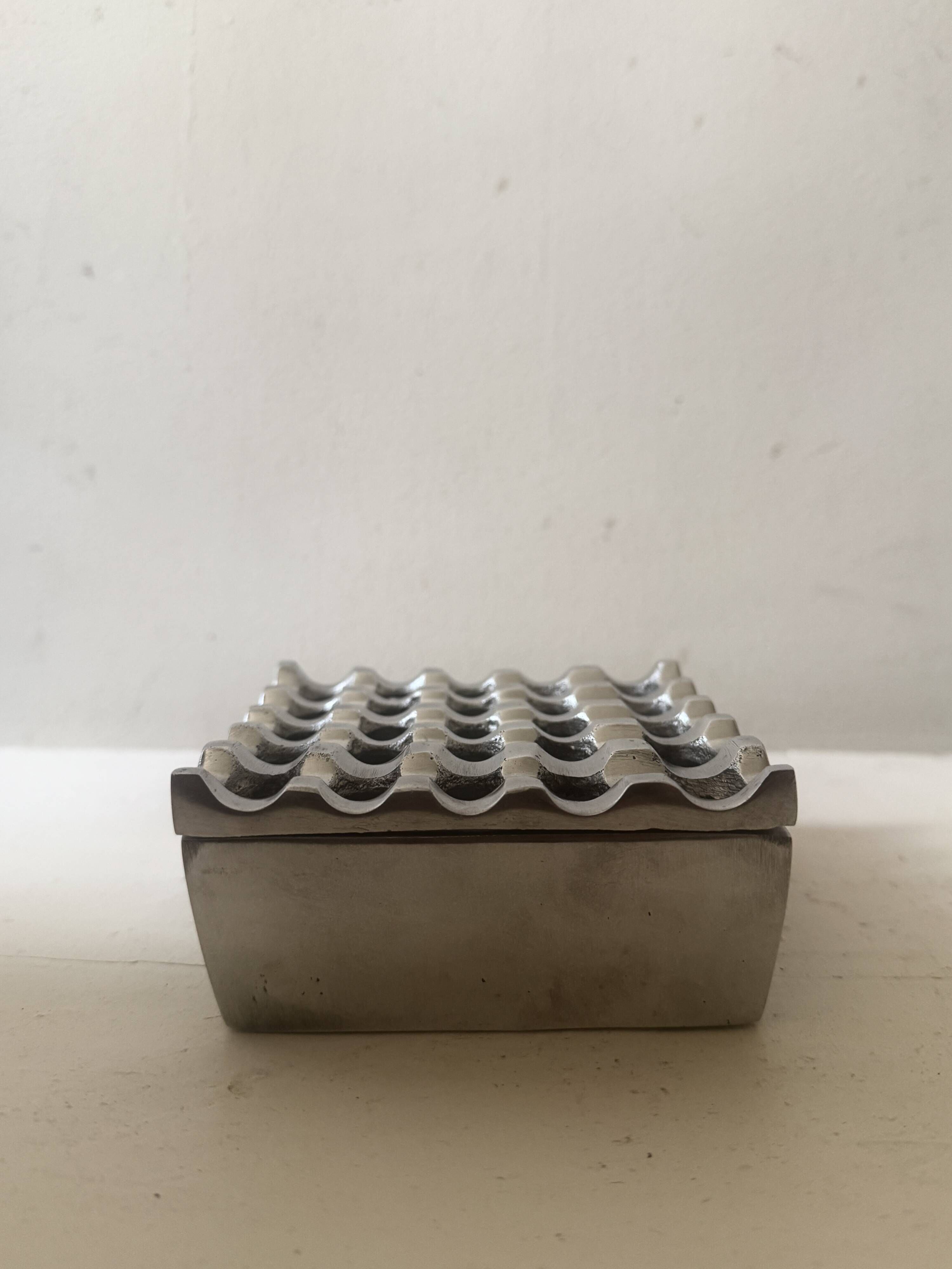 Chrome metal ashtray in the style of Ultima 15, 1970.