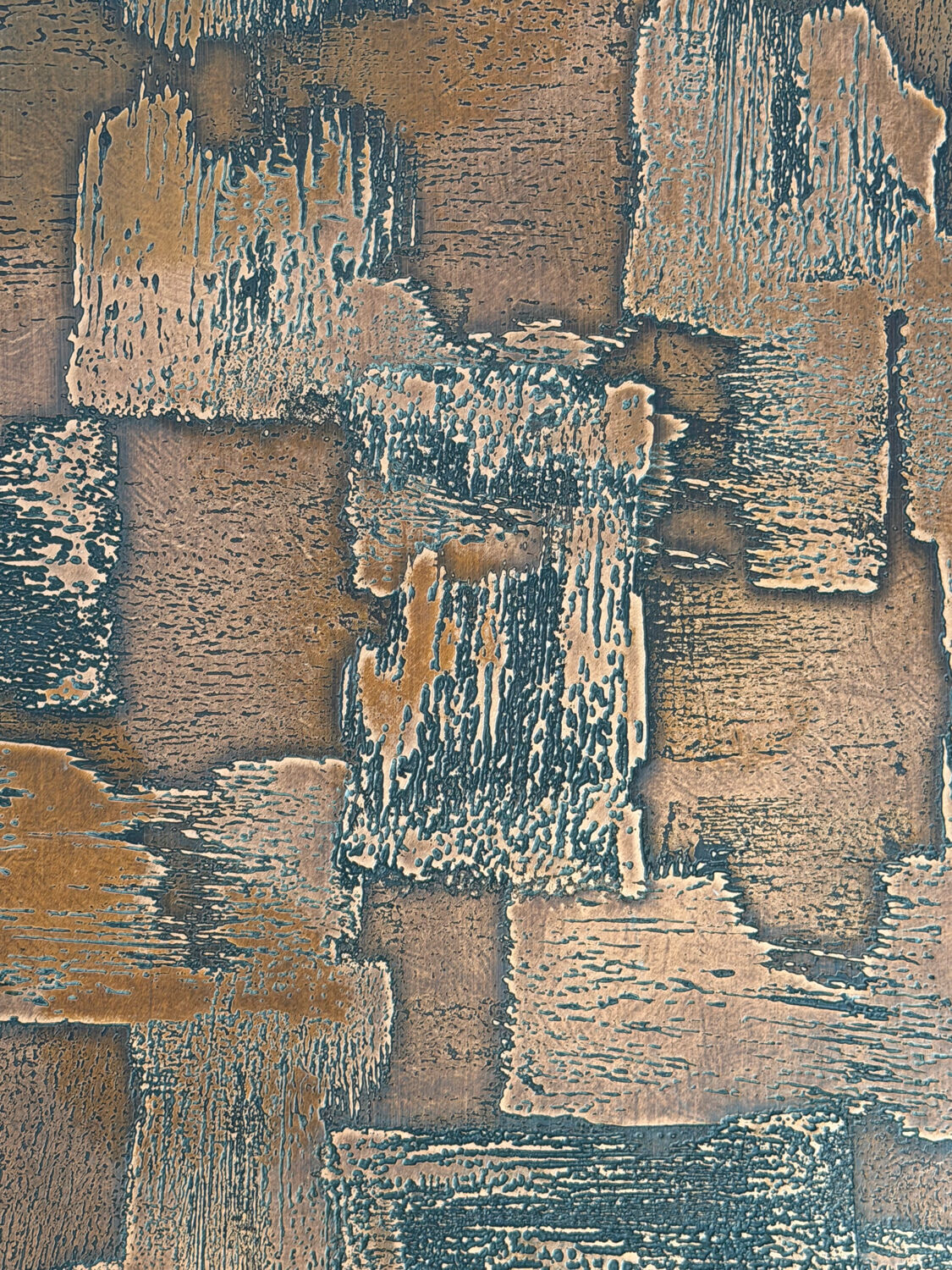 Brutalist coffee table, hammered copper 70 – in the style of H. Lilienthal.