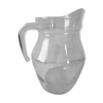 Pitcher Lever