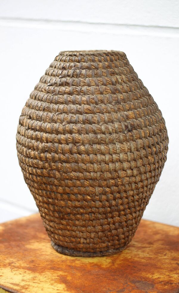 Panier ancien, bourgne paille et ronce, panier tressé, décoration intérieur