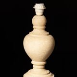 Castries stone lamp