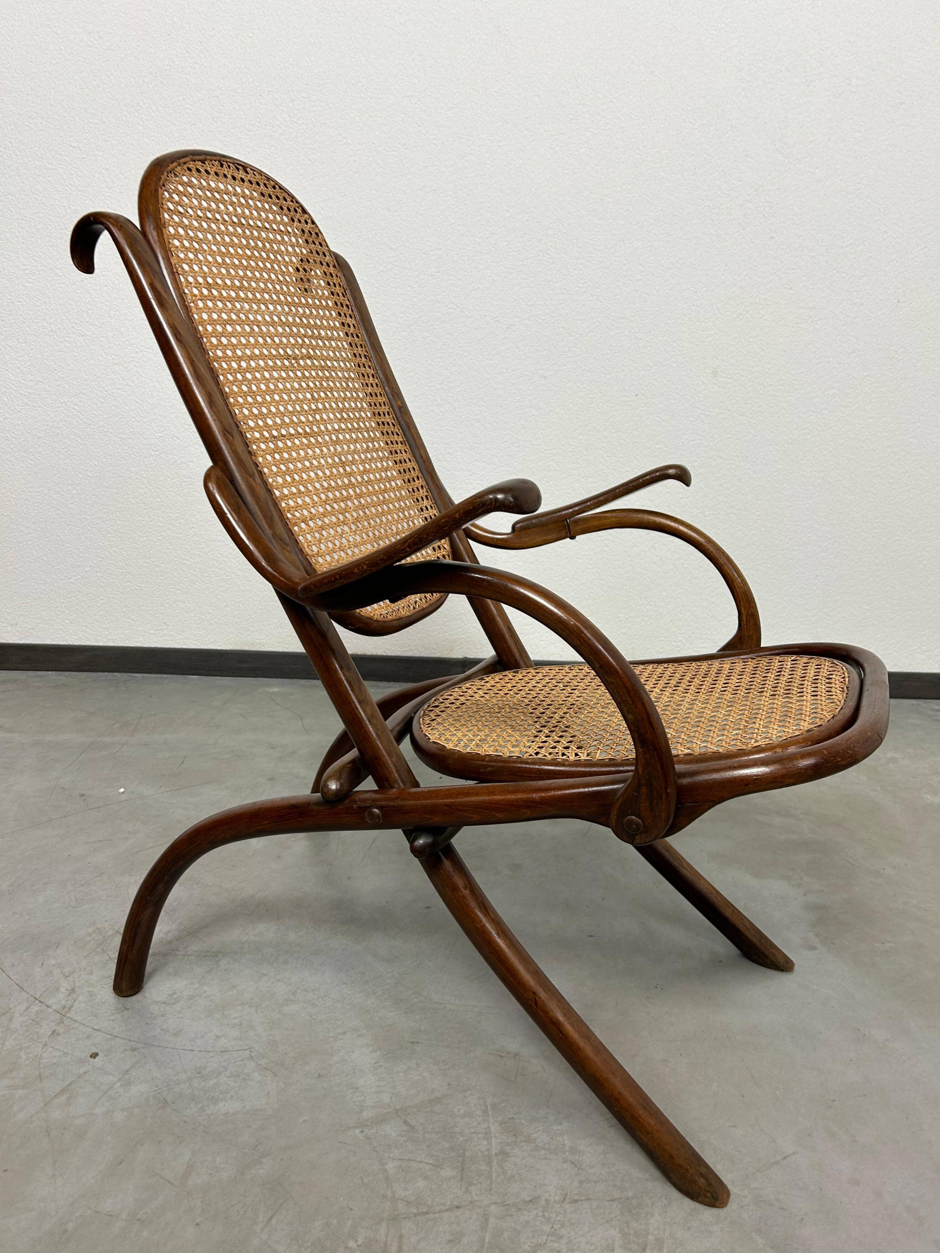 Very rare Thonet armchair no. 6331