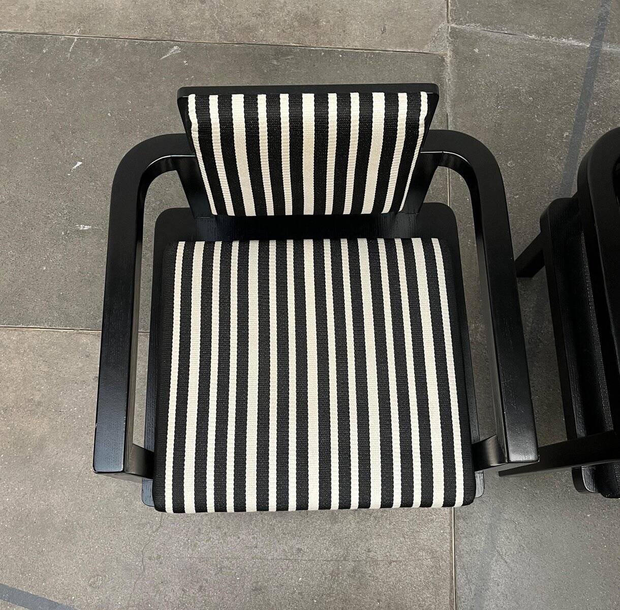 Set of German armchairs model D51 Fagus with Bauhaus patterned cushion by Walter Gropius for Tecta.