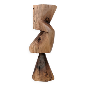 Table d'appoint sculpturale en bois massif, design contemporain original, logniture