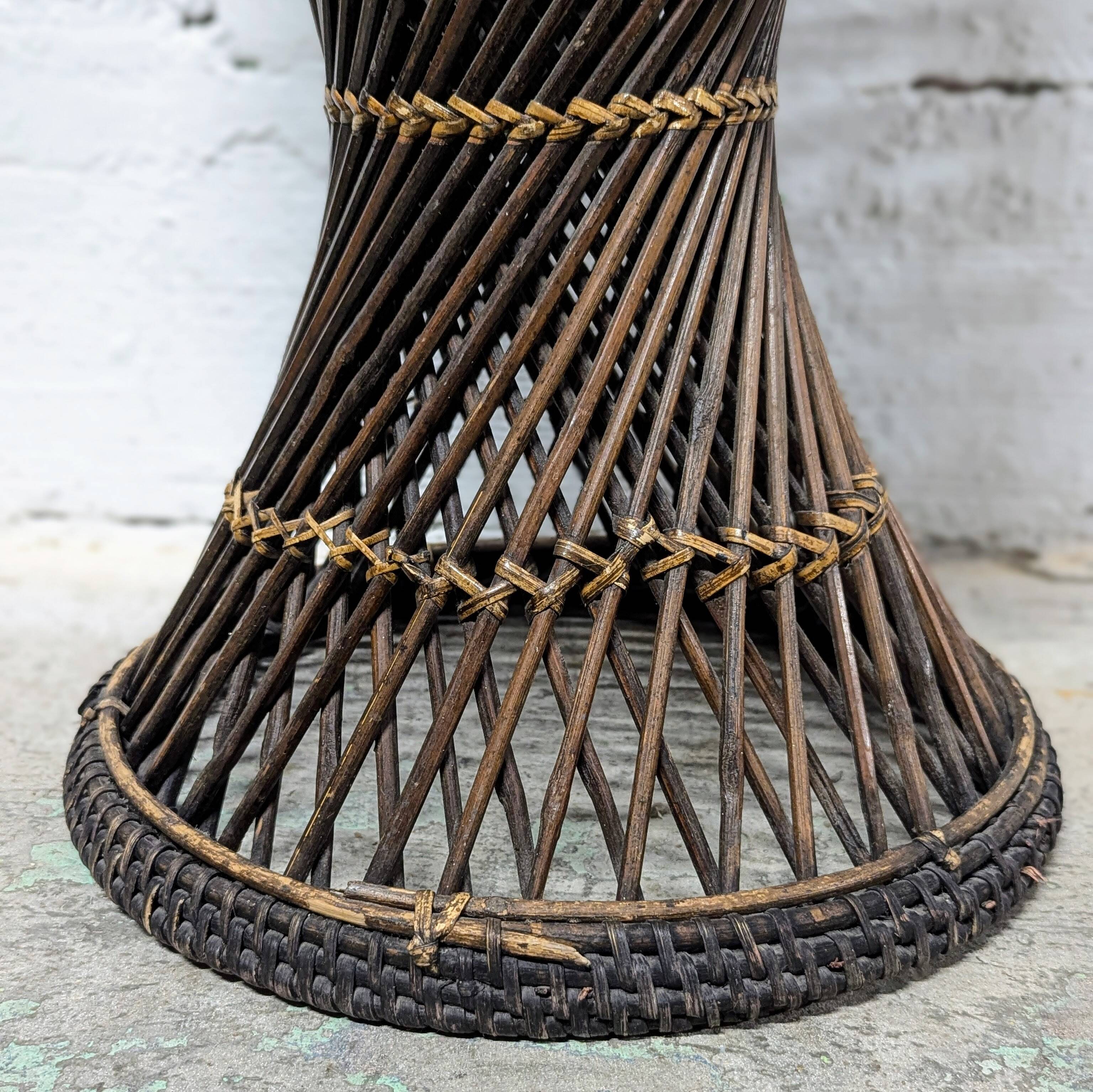 Vintage rattan diabolo stool