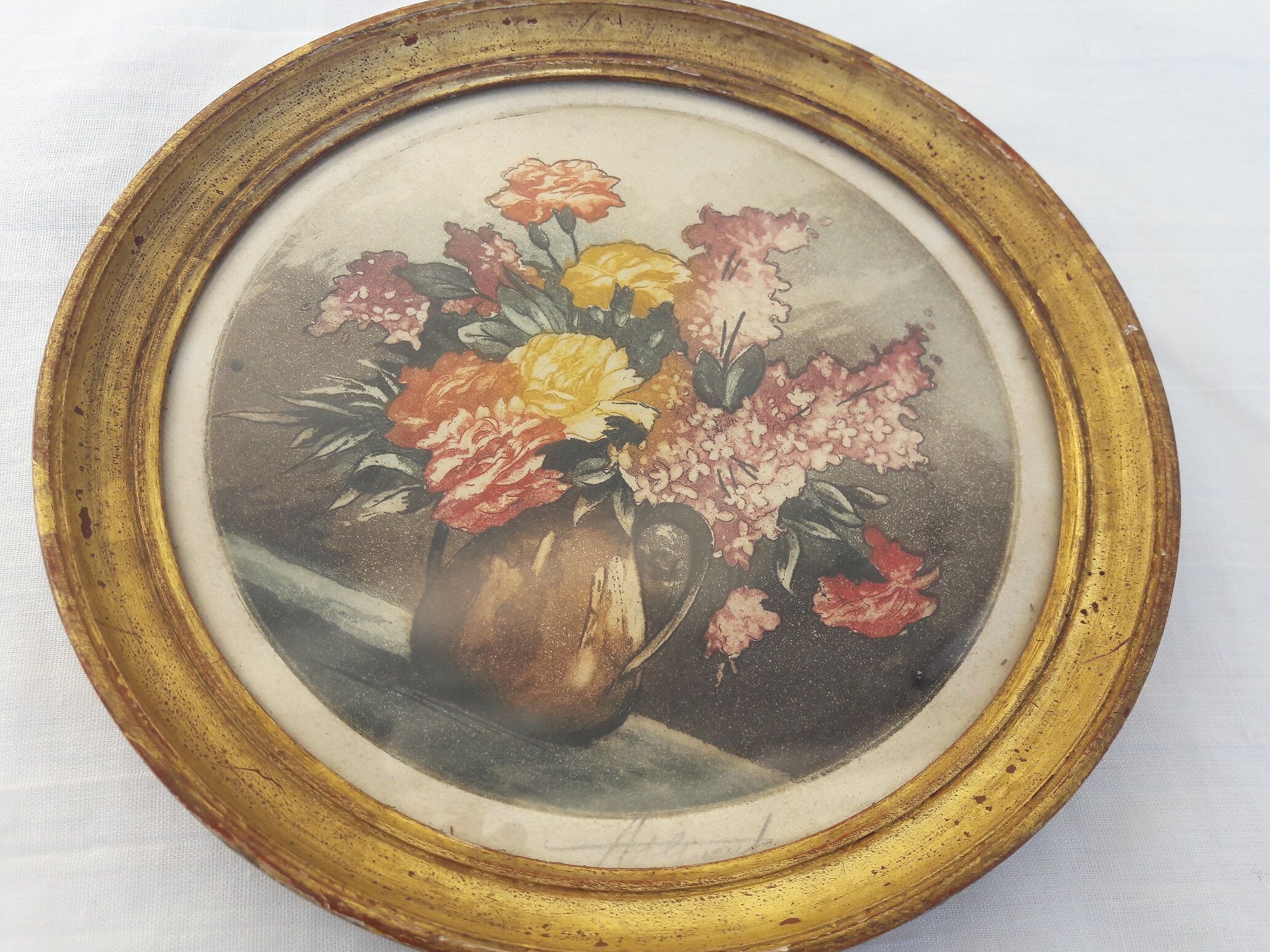 Engraving round frame