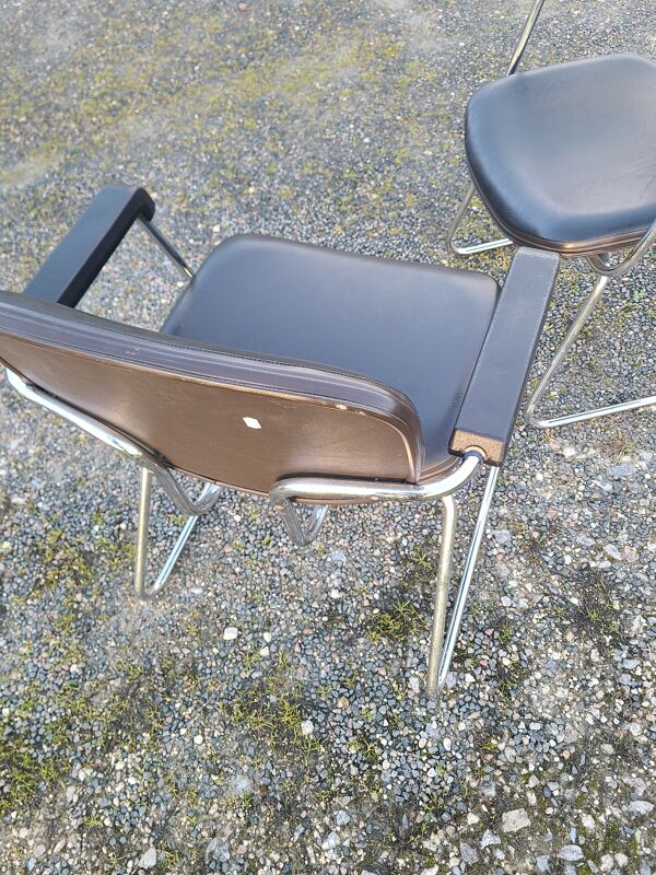 Paire de fauteuils Unimob modèle Lingua 97