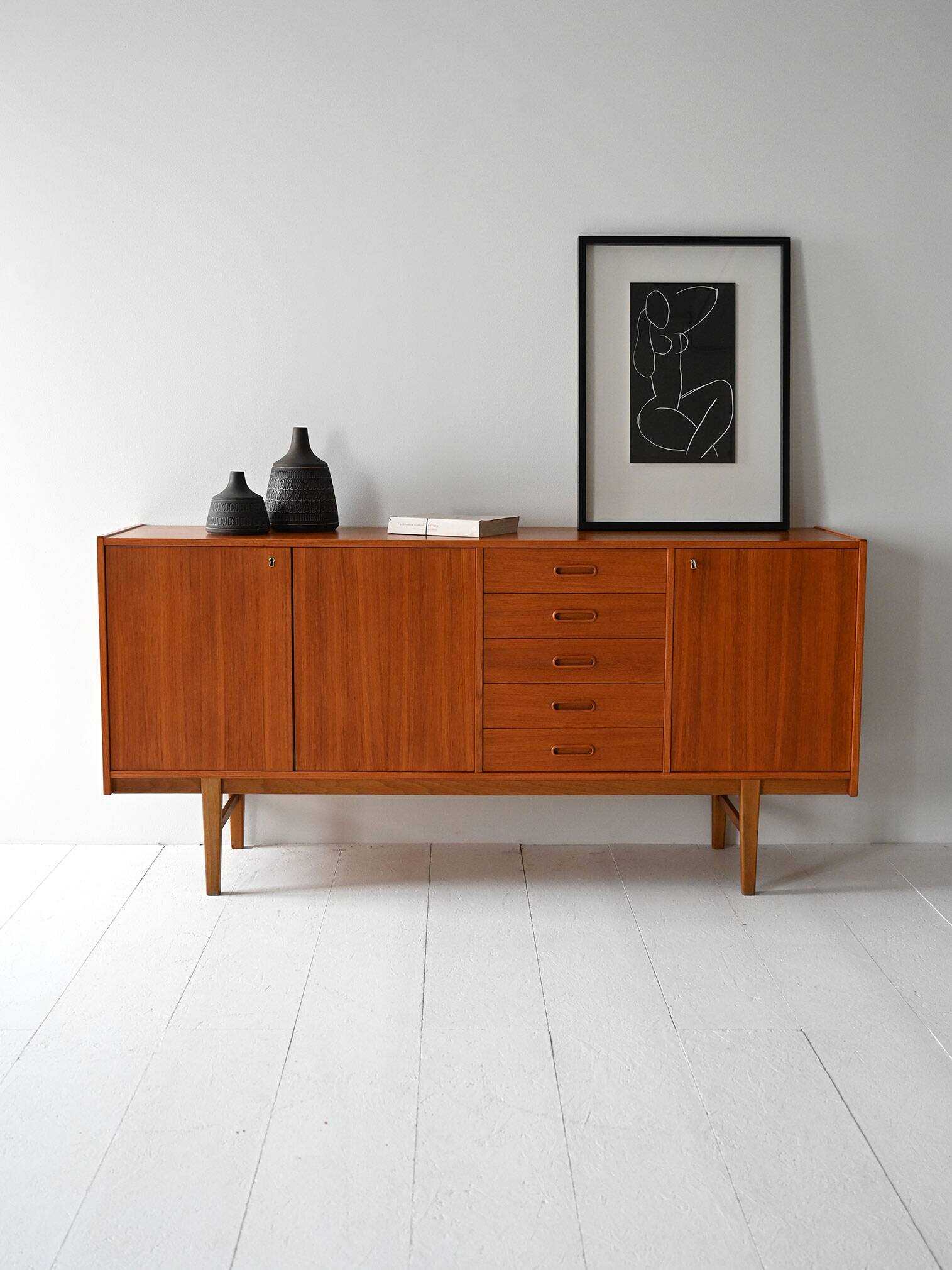 Buffet scandinave vintage en teck des années 1960