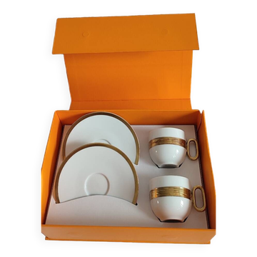 Médard de noblat cups and saucers.