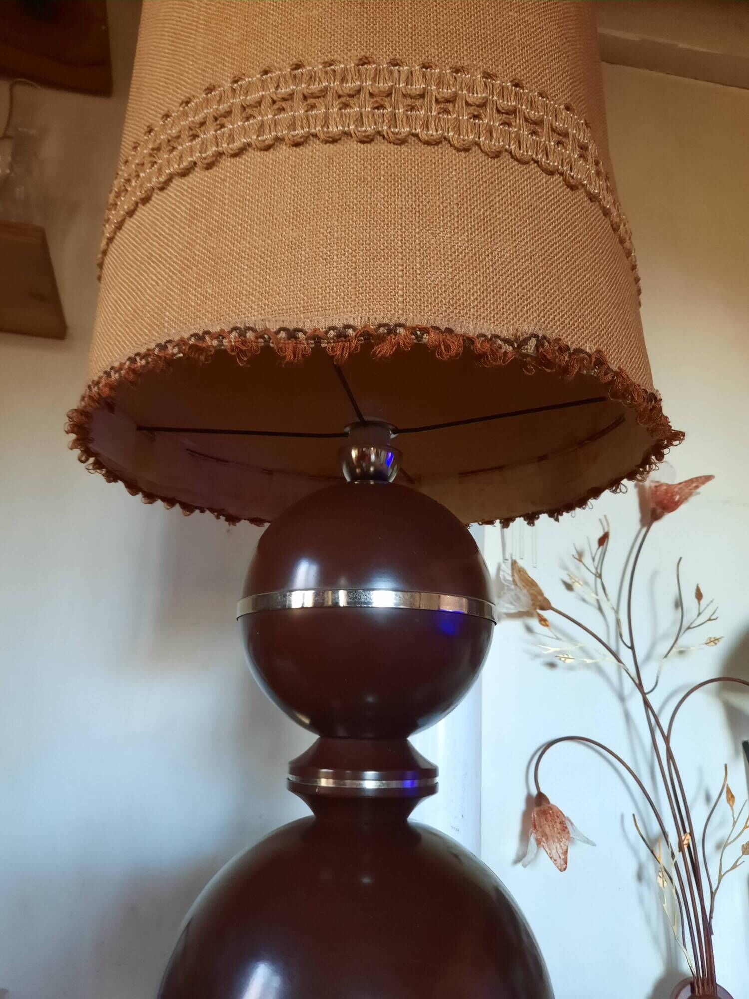Space age lamp
