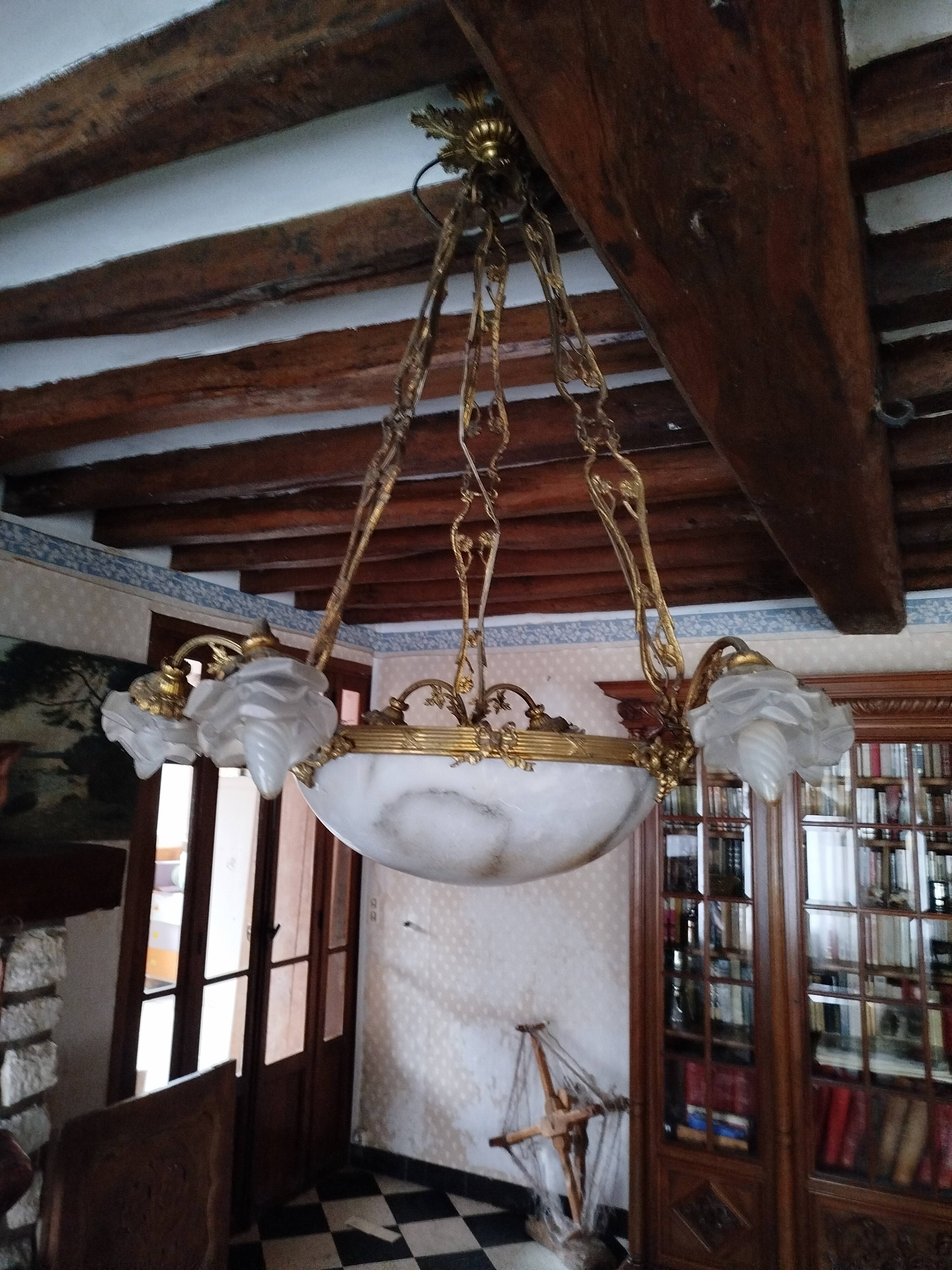 Alabaster and bronze lustre