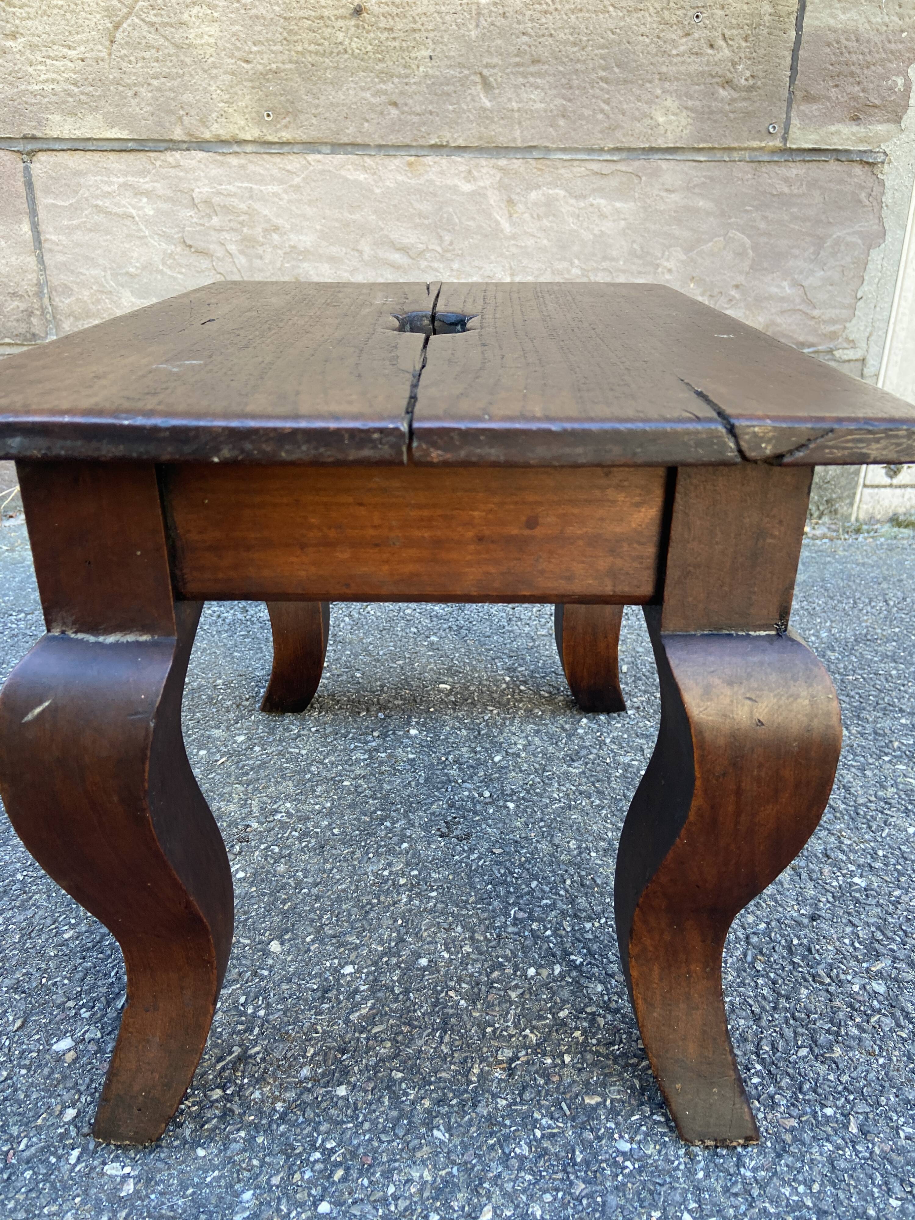 elegant farmhouse rest St Louis XV 1900s