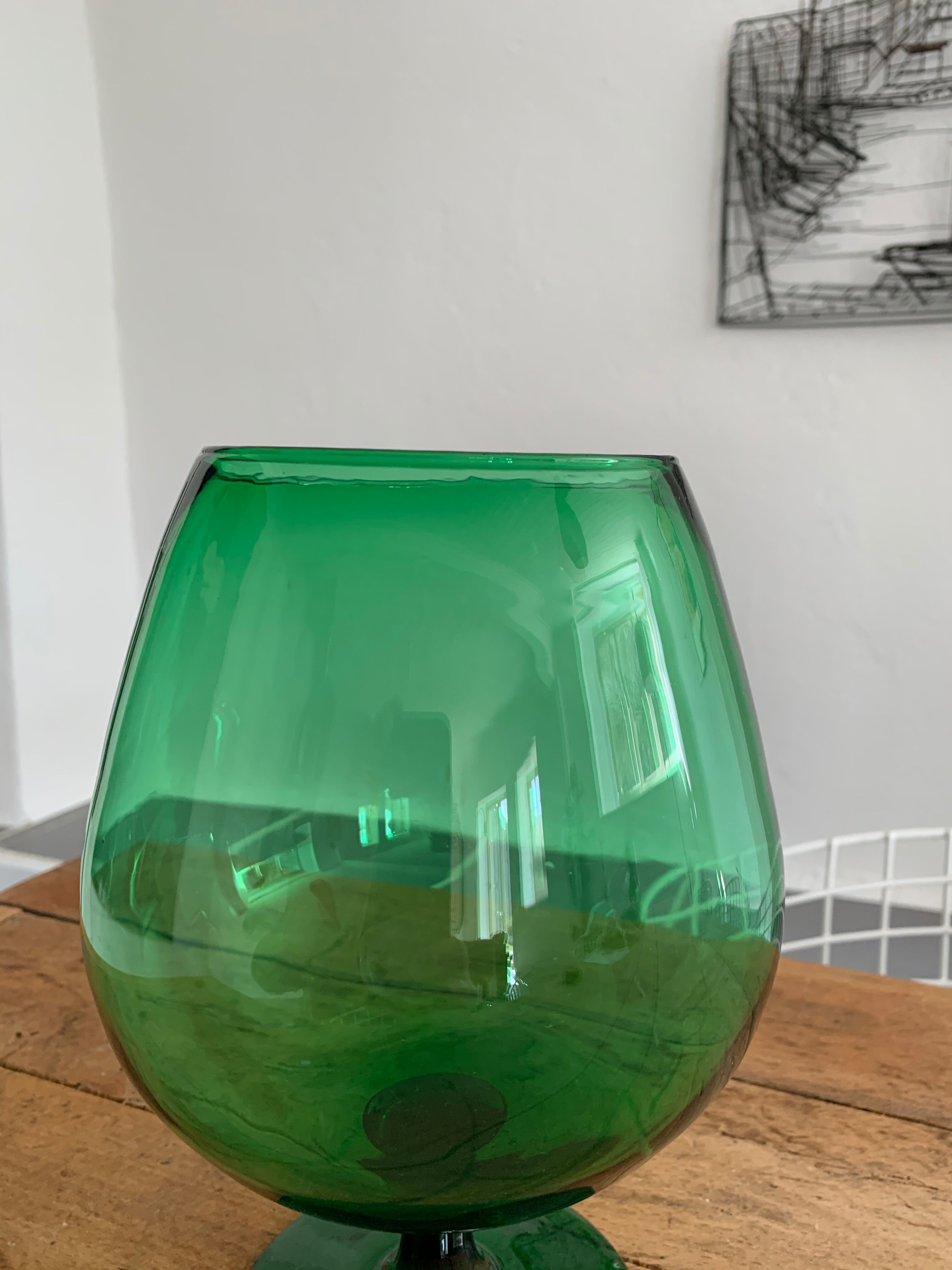 Vintage empoli glass vase